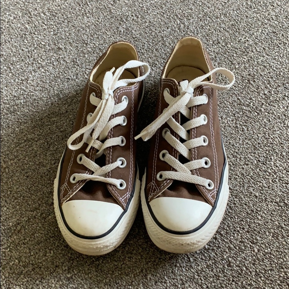 Chocolate brown Converse